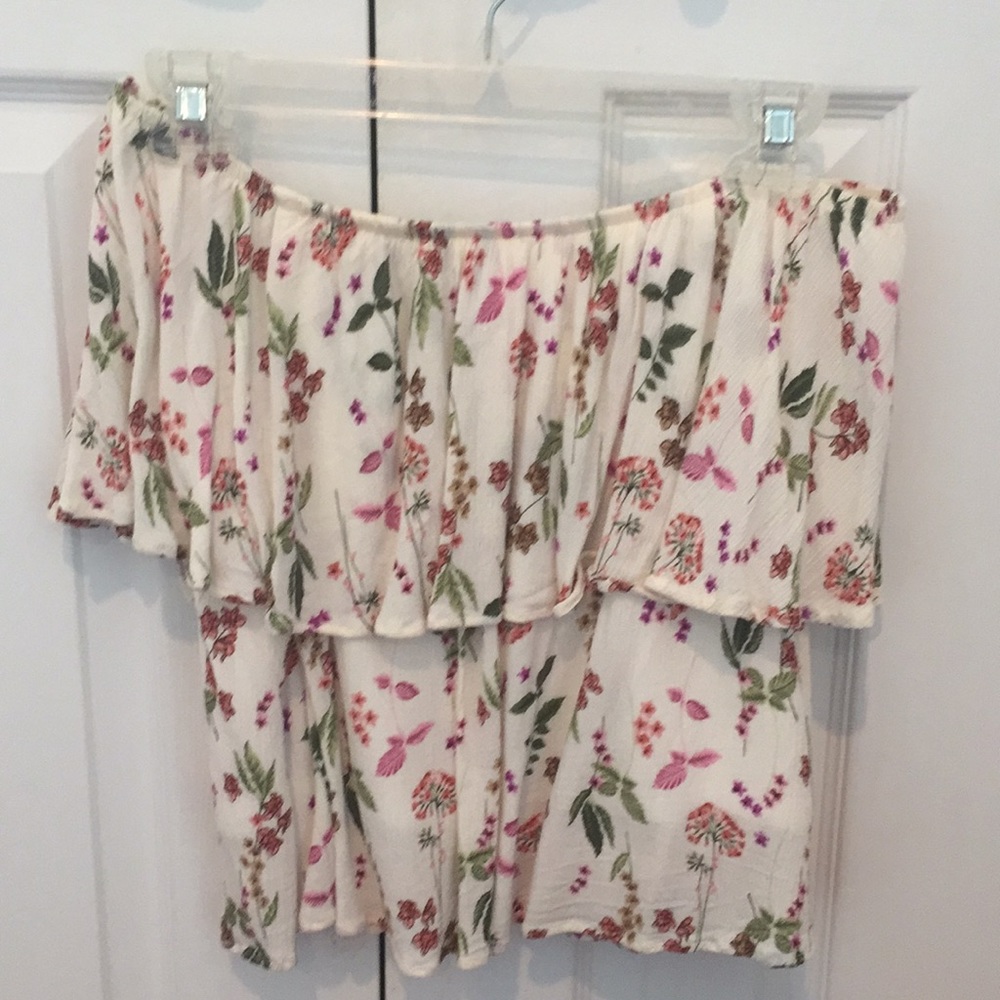 PPLA XS Off the shoulder cropped blouse!